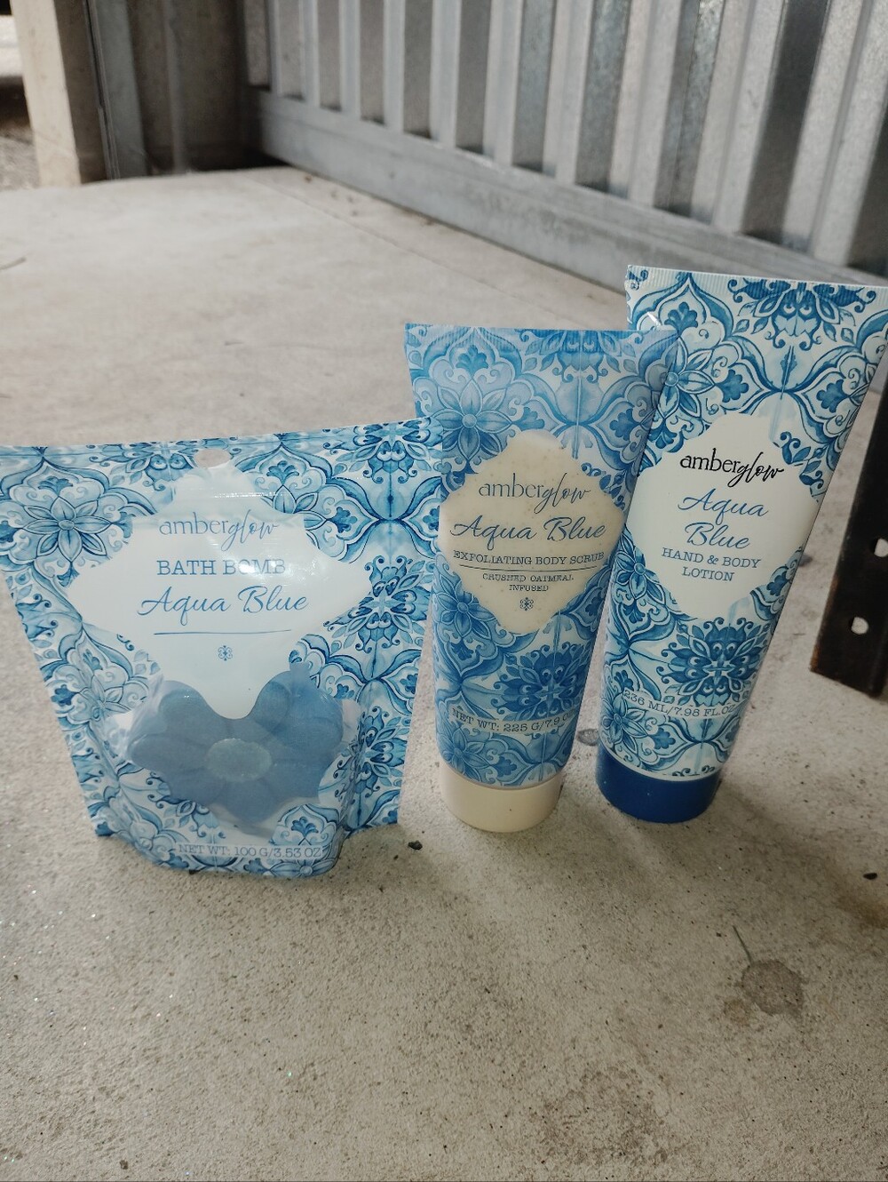 Aqua Blue Bath Trio - Blue